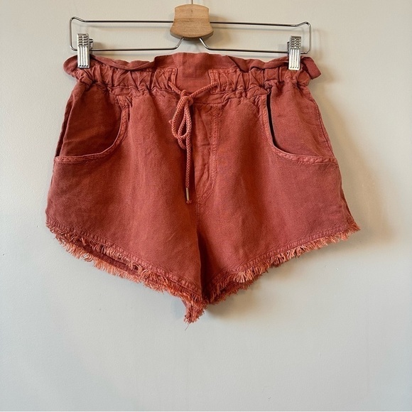 YOUNG Broke & Fabulous-Linen Blend Shorts With Raw Hem (Size:XS) - Picture 4 of 8